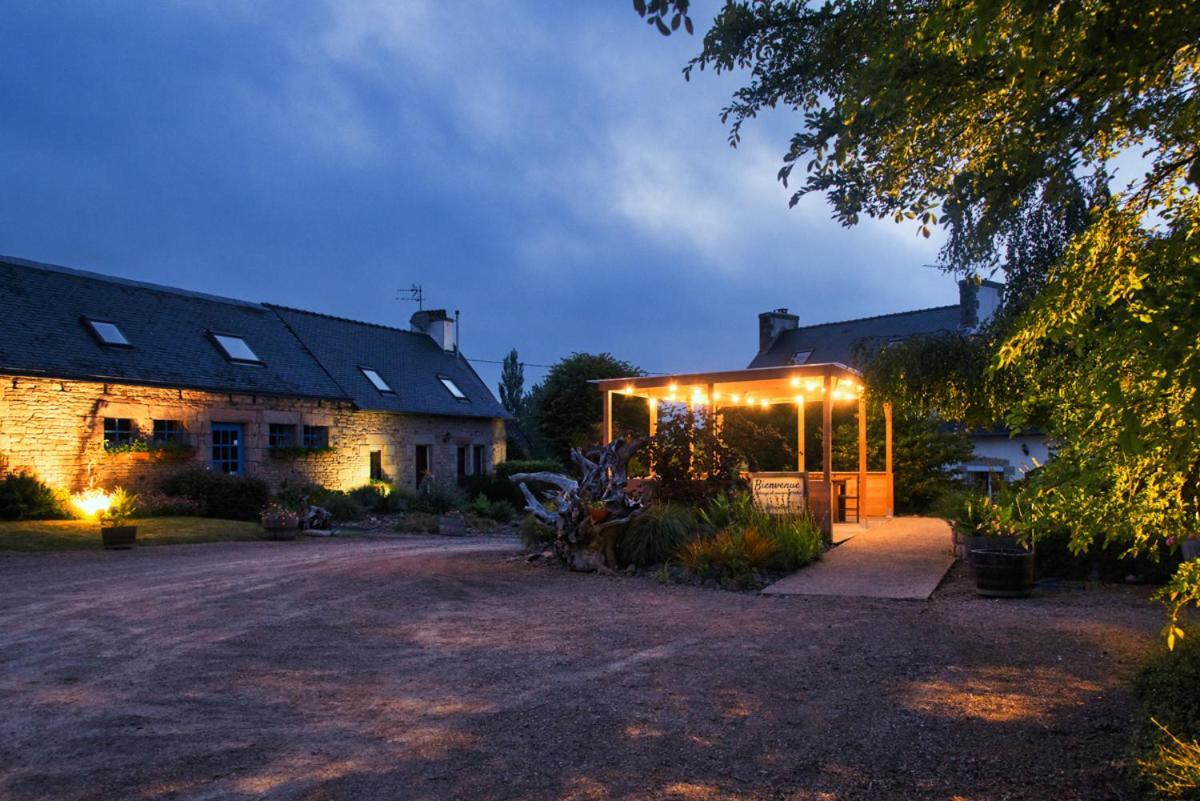 Hotel Domaine Le Puits De Jeanne Plouégat-Moysan Exterior foto